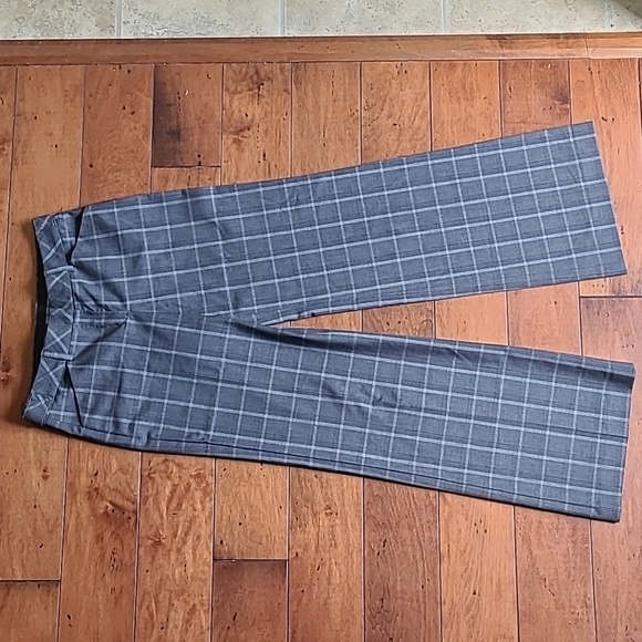 Express Design Studio Dress Pants. - Picture 1 of 9